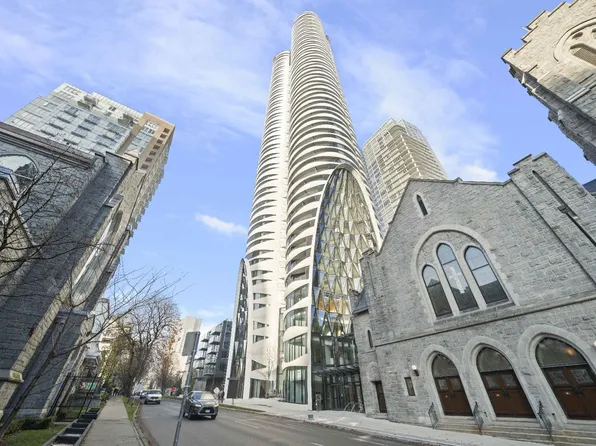 1033 Nelson St #706, Vancouver, BC V6E 0E5