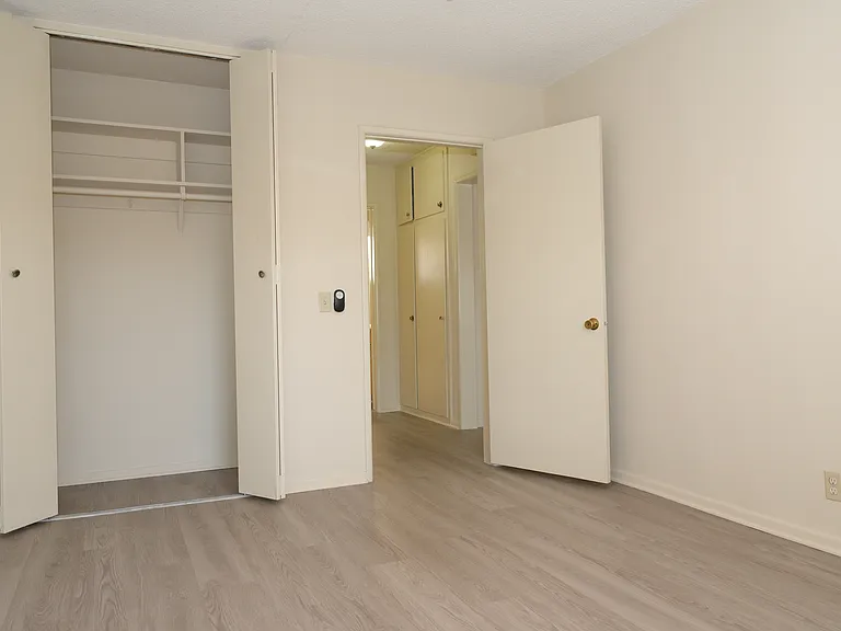 1215 Lyndon St #7 — Photo 7