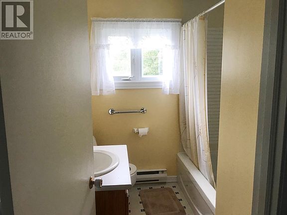 5th image of 54 Water St