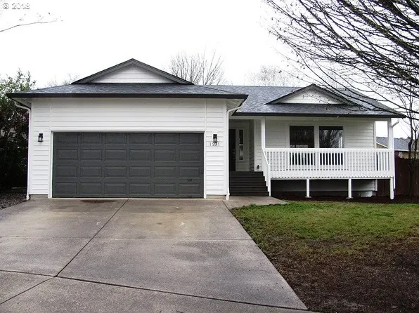 1231 E Reid Ct, La Center, WA 98629