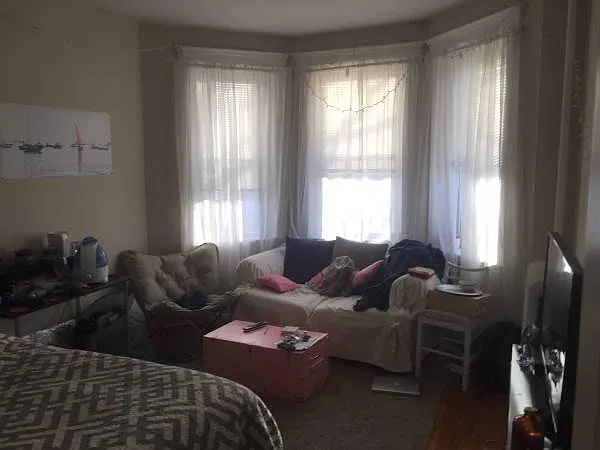 215 Park Drive — Photo 2