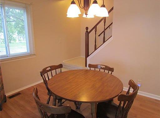 3rd image of 38074 Carolon Blvd
