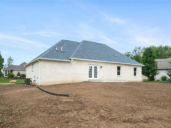 2nd image of 263 N Woodridge Dr