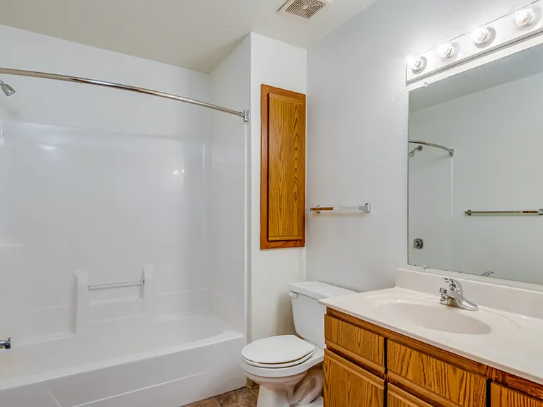 Summerfield Place Apartments — Photo 6