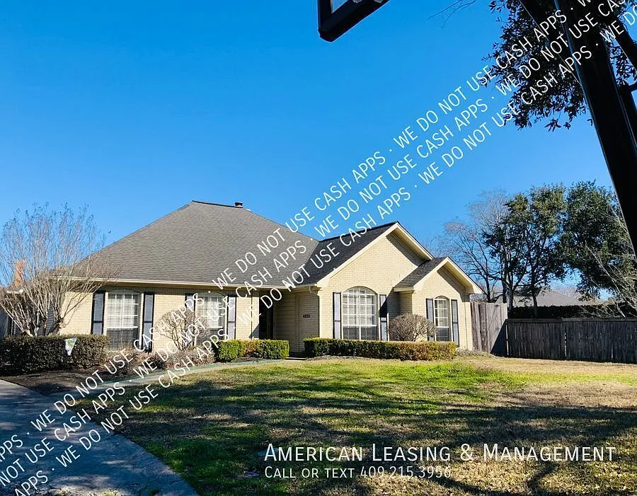 Bold & Beautiful in Bellchase, Pool & Hot tub!! — Photo 2