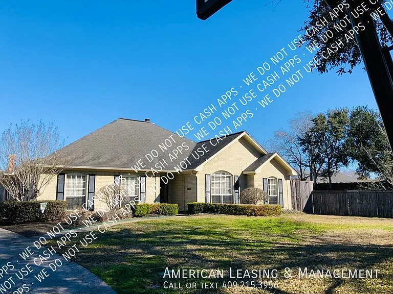4820 Edgewood Ln — Photo 2