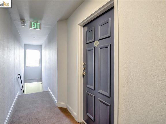 3rd image of 322 Hanover Ave APT 102