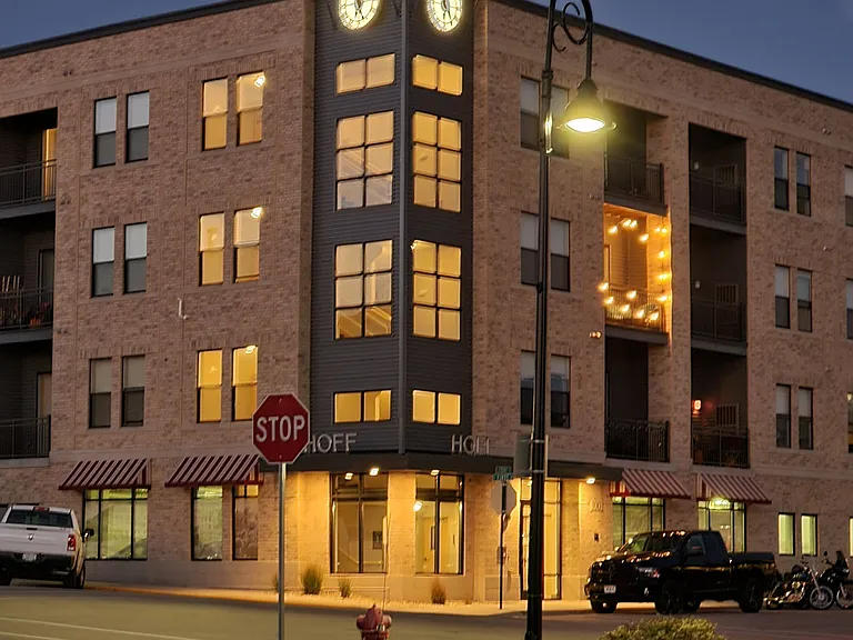 Hoff Mall and Hoff Apartments — Photo 1
