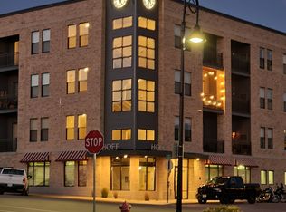 101 S South 1st St #11501219, Mount Horeb, WI 53572