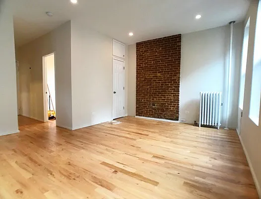 Rented by Bohemia Realty Group | media 33