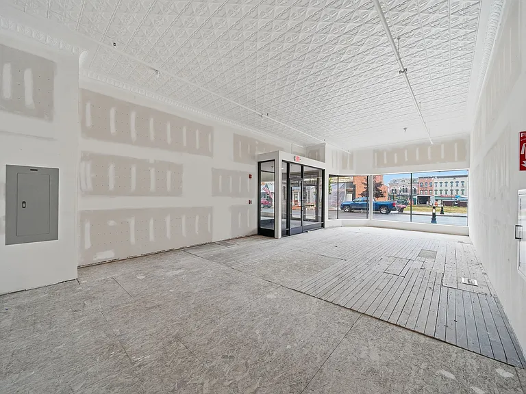115 S Main St #103 — Photo 3