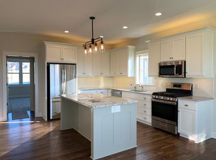 5806 Three Forks Ct, Lawrence, KS 66049