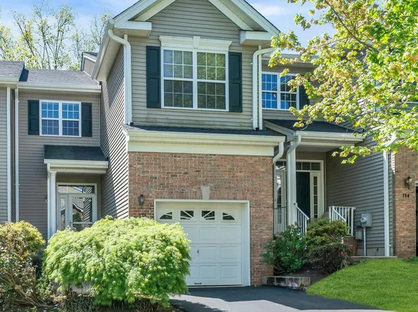 136 Hoover Ave, Princeton, NJ 08540