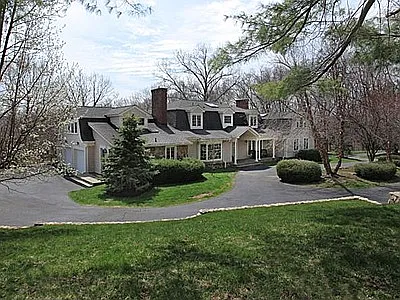 750 Pottersville Rd photo 1