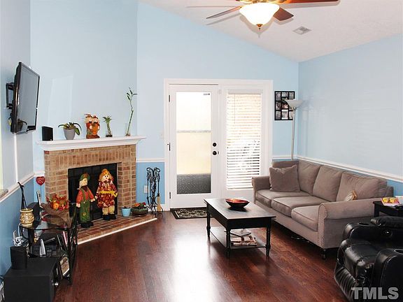 5th image of 500 Woodcroft Pkwy #12A