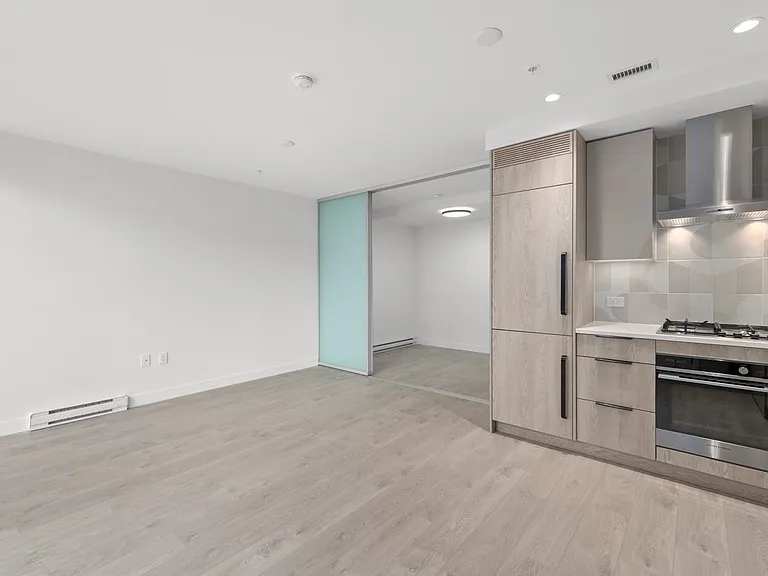 312 E 15th Ave — Photo 10