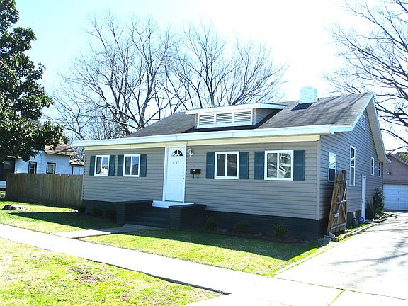 2nd image of 123 Beechwood Ave