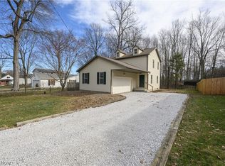 3025 Lamb Dr, Akron, OH 44319