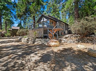 27030 Saunders Meadow Rd, Idyllwild, CA 92549