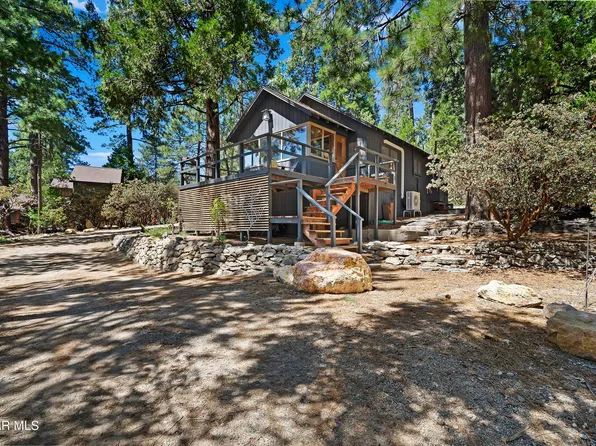 27030 Saunders Meadow Rd, Idyllwild, CA 92549