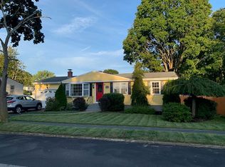 130 Warren Ave, Cranston, RI 02920