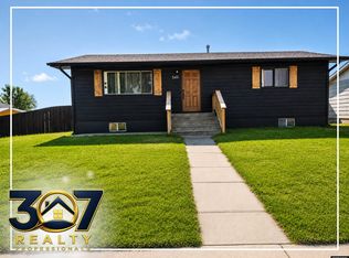 549 S Iowa Ave, Guernsey, WY 82214