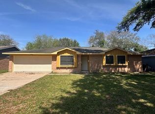 5830 Effingham Dr, Houston, TX 77035