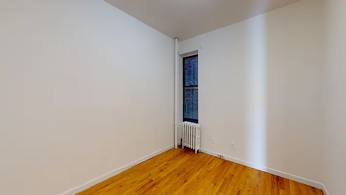 Rented by Bond New York | media 21