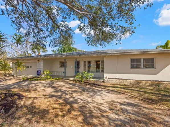 6890 Dr Martin Luther King Jr St S, Saint Petersburg, FL 33705