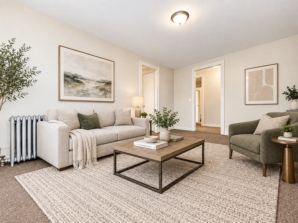 882 Bryant Ave #3F