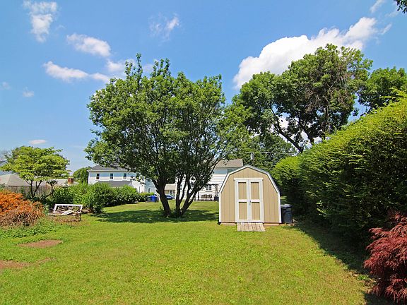 4th image of 611 Grace Ave