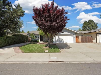 627 Tahoe Dr, Lodi, CA, 95242