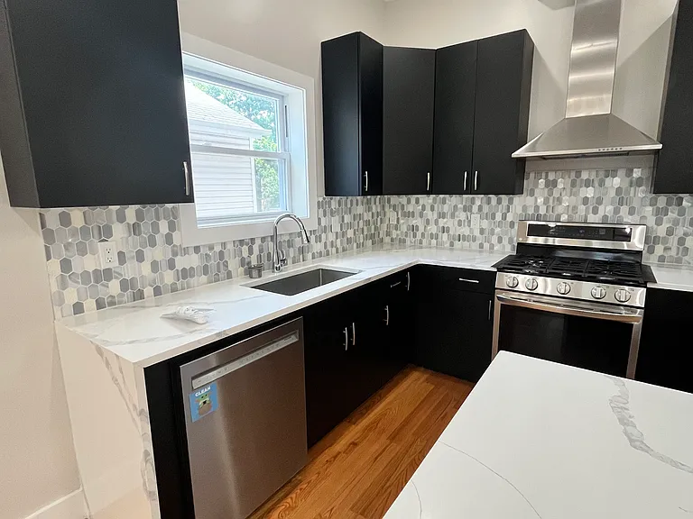 46 Yale Ave #1 — Photo 7