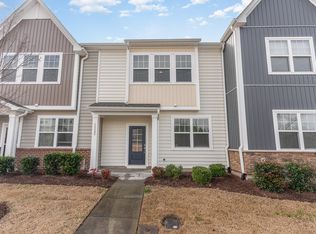 1326 Farm Pond Trl, Durham, NC 27703
