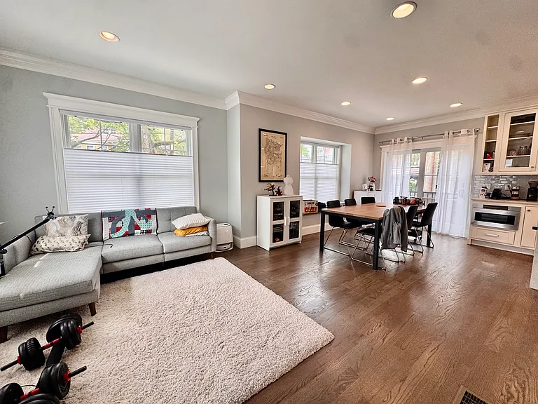 101 Sumner Rd — Photo 14