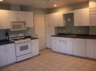 1429 Grant St, Braddock, PA 15104