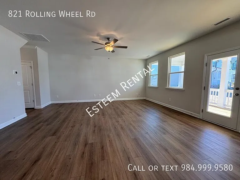 821 Rolling Wheel Rd — Photo 5
