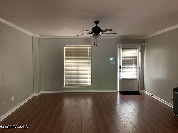 2nd image of 410 Common Pointes Dr