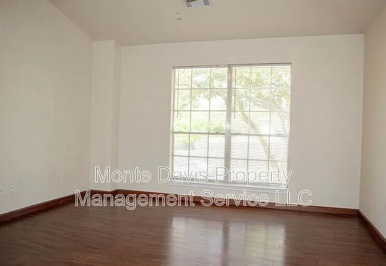 505 Shant St — Photo 8