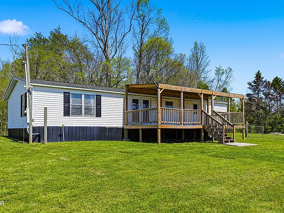 4th image of 1044 Keener Rd
