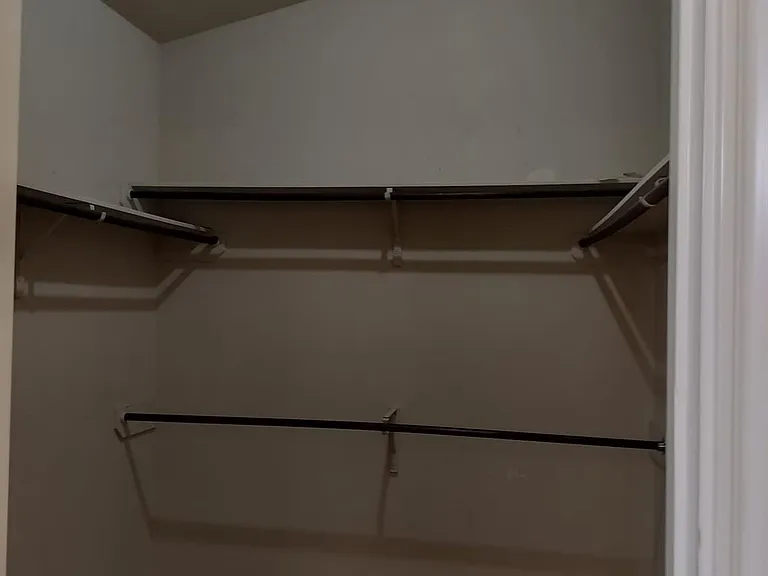 6027 Schaumburg Dr — Photo 13