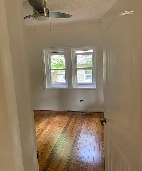 604 Wilson St — Photo 4