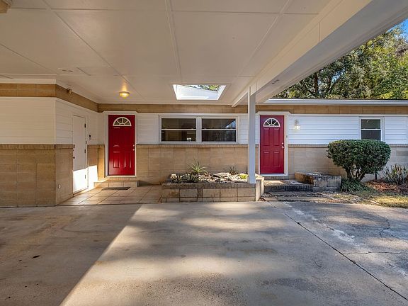 5th image of 1107 Richview Rd