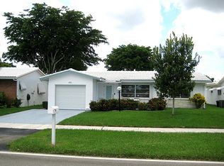1271 NW 90th Dr, Plantation, FL 33322