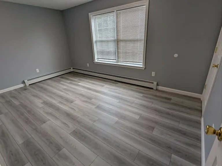 53 Oak St — Photo 16