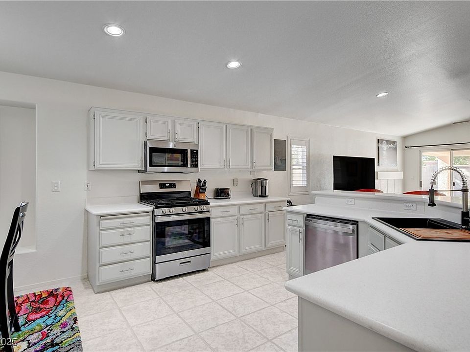 1st image of 2543 Citrus Garden Cir