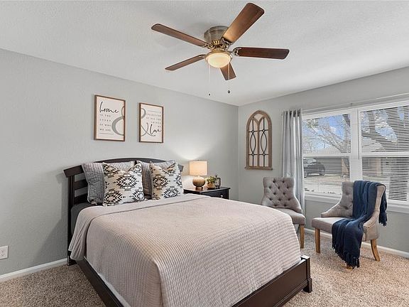 3rd image of 1400 White Way