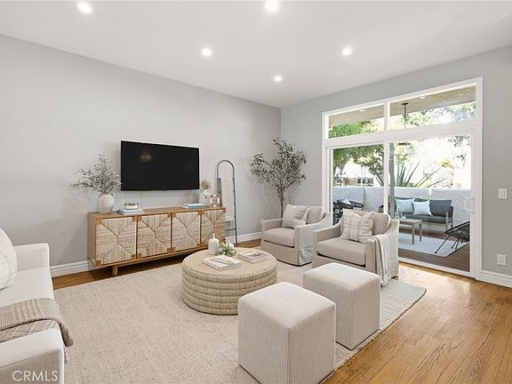 5th image of 437 2nd St