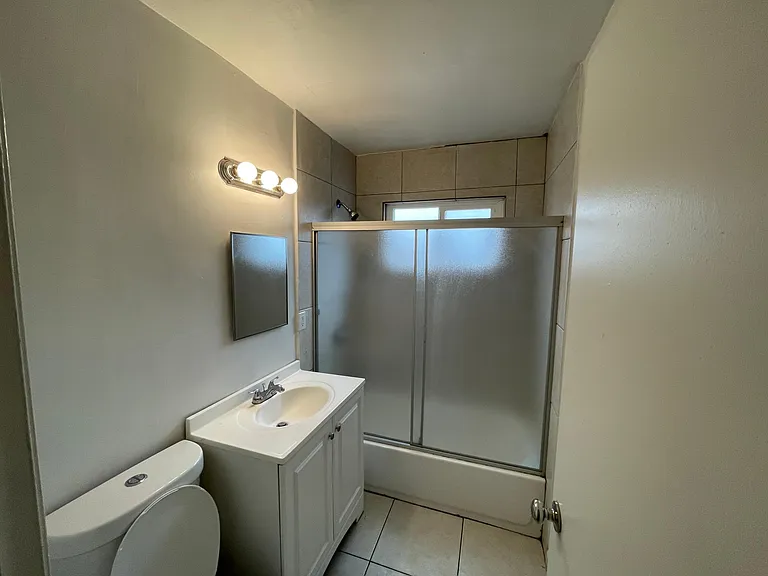 9940 Walnut St — Photo 7