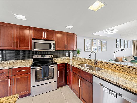 5th image of 7110 SW 42nd Court #7110